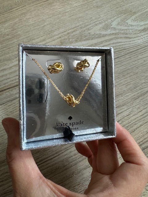 NWT - Kate Spade Sailor's Knot Pendant and Earrings Set