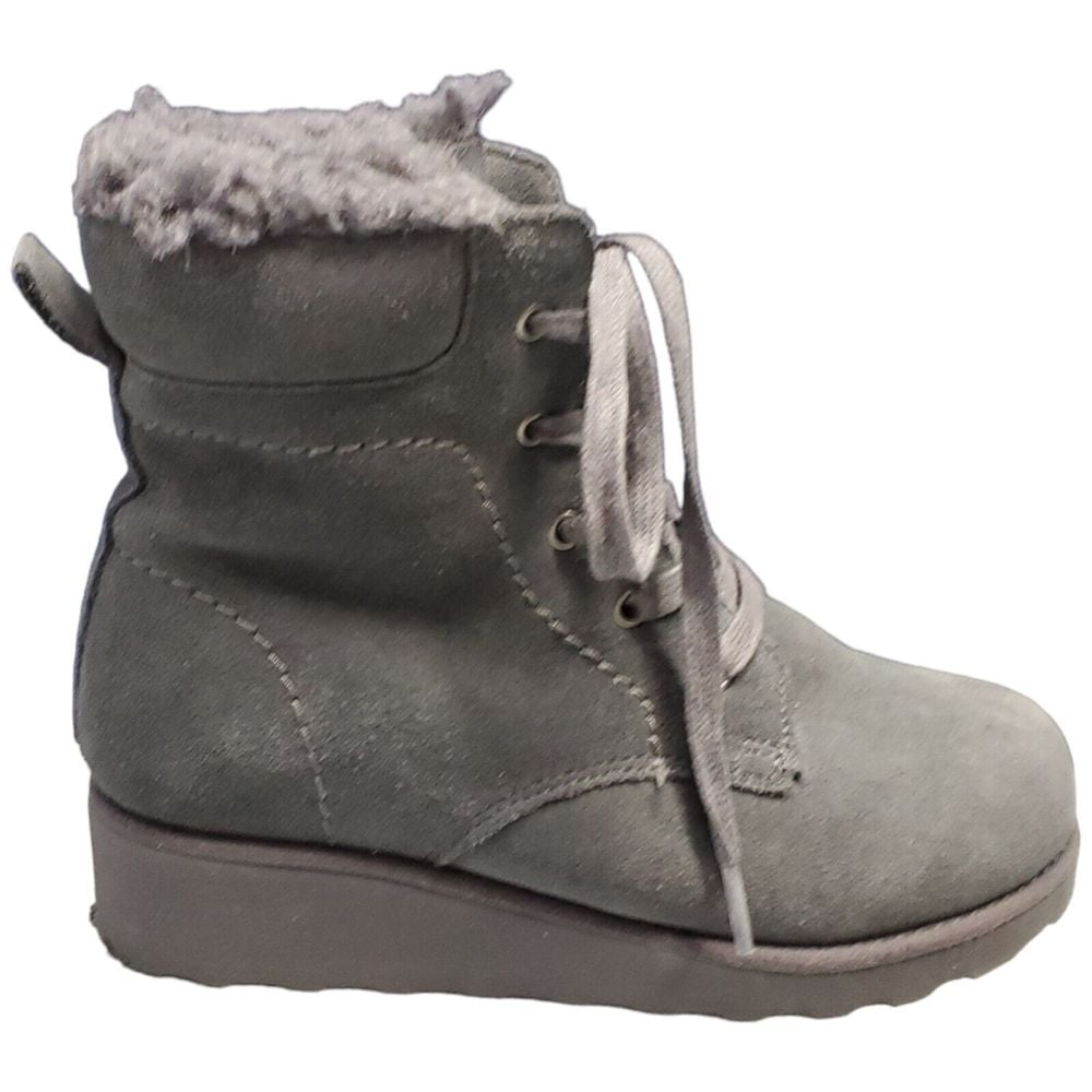 Bearpaw Phoebe Winter Boots Size W5 / Girls 3 Gray Suede Water Resistant Lace Up