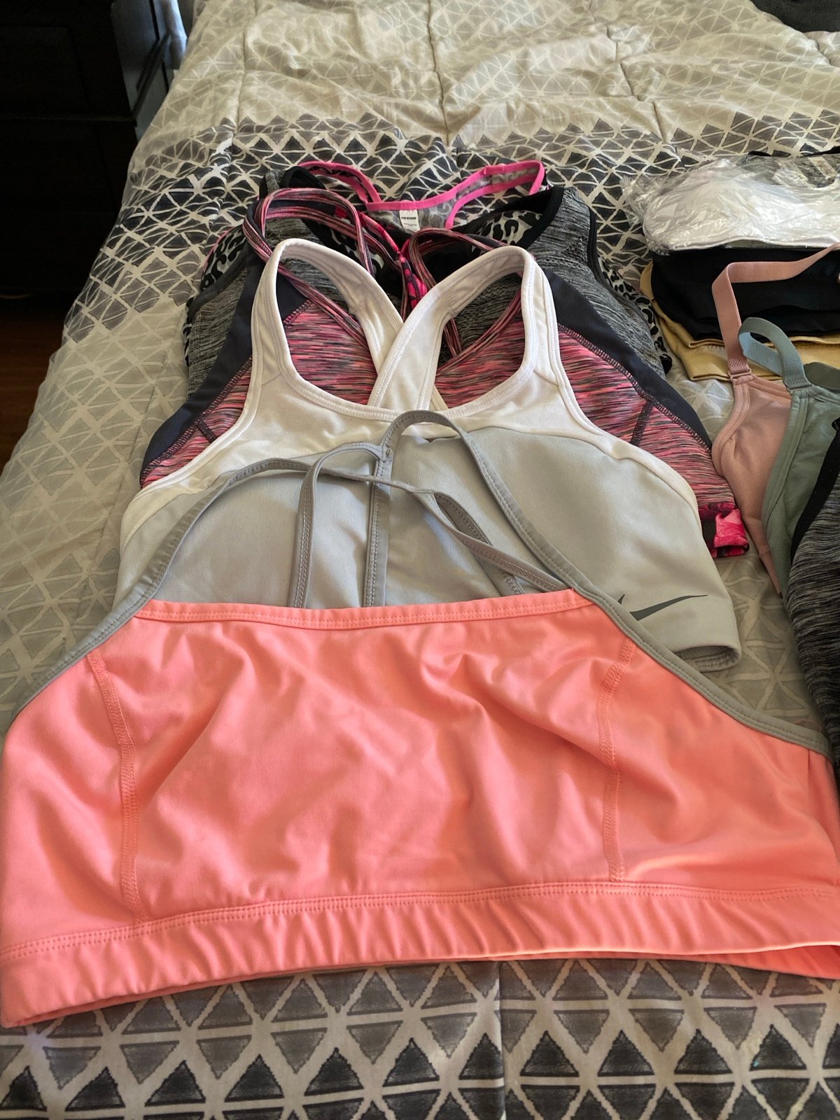 17- Women Sports bra
