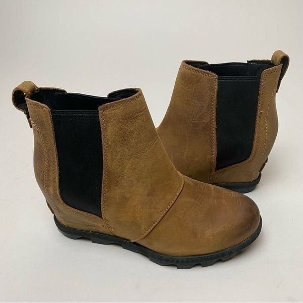 SOREL Womens Joan Of Arctic Wedge Elk Chelsea Boots Size 7 waterproof leather