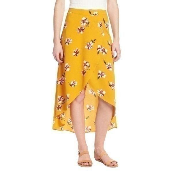 Soprano Floral Surplice Skirt Mustard Yellow Size XS NWOT