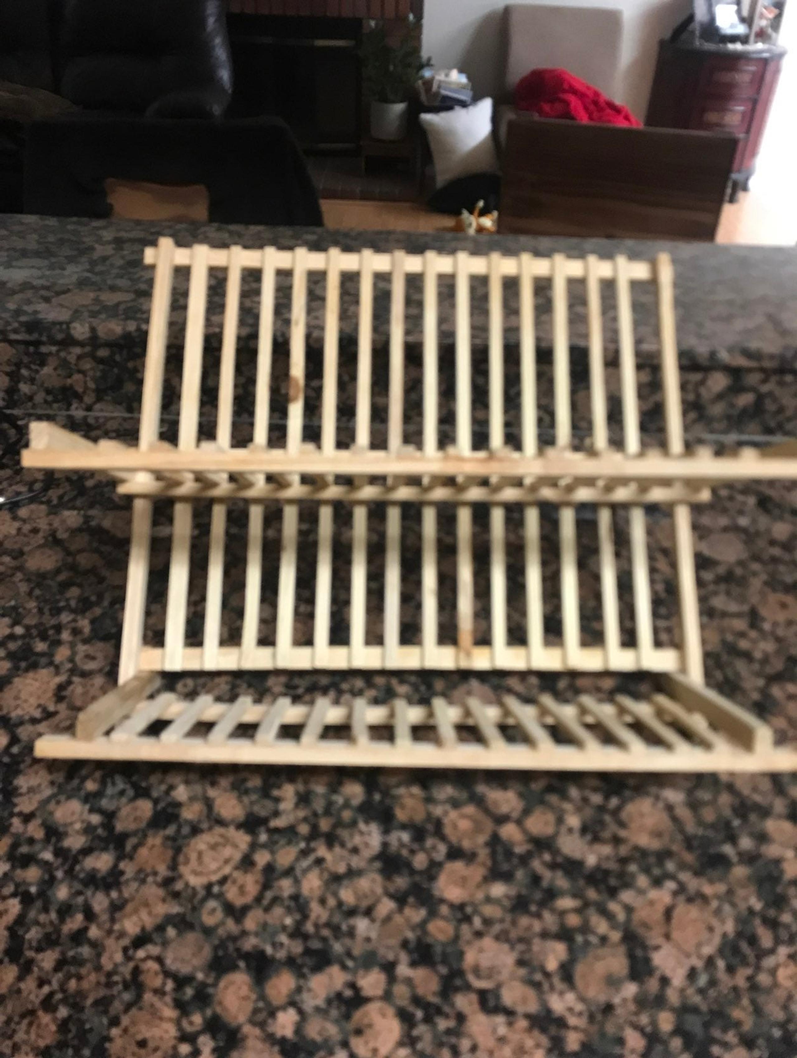 Plates and cups raker
