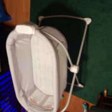 Grace soothing bassinet