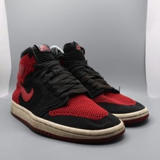Nike Air Jordan 1 High Flyknit Bred - 919702-001 Size 5.5Y (Women Size 7)