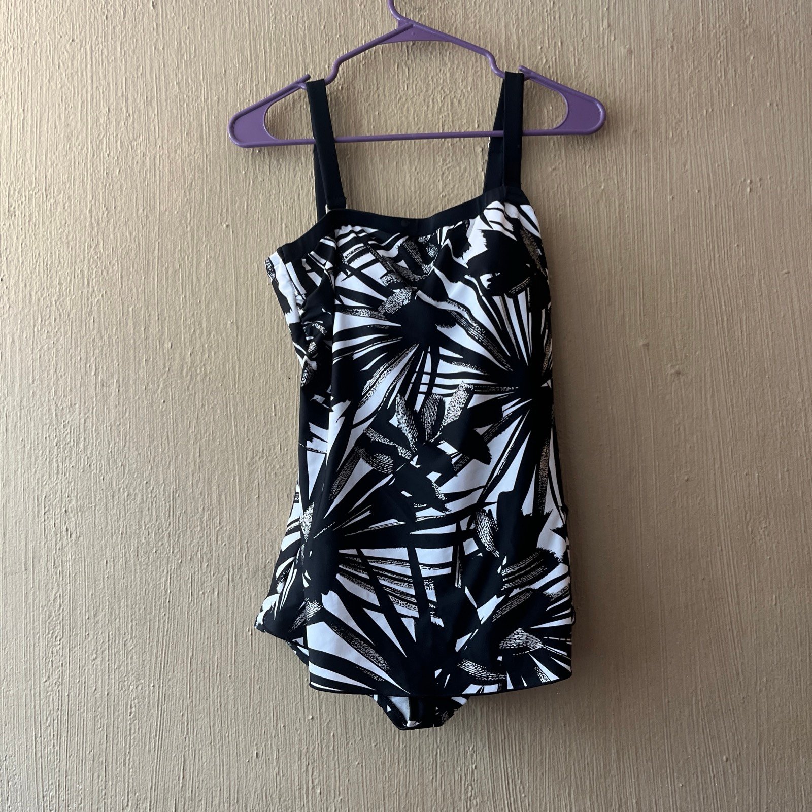 Maxine Of Hollywood Sz 10 One Piece Swimsuit Swim Dress black white convertible