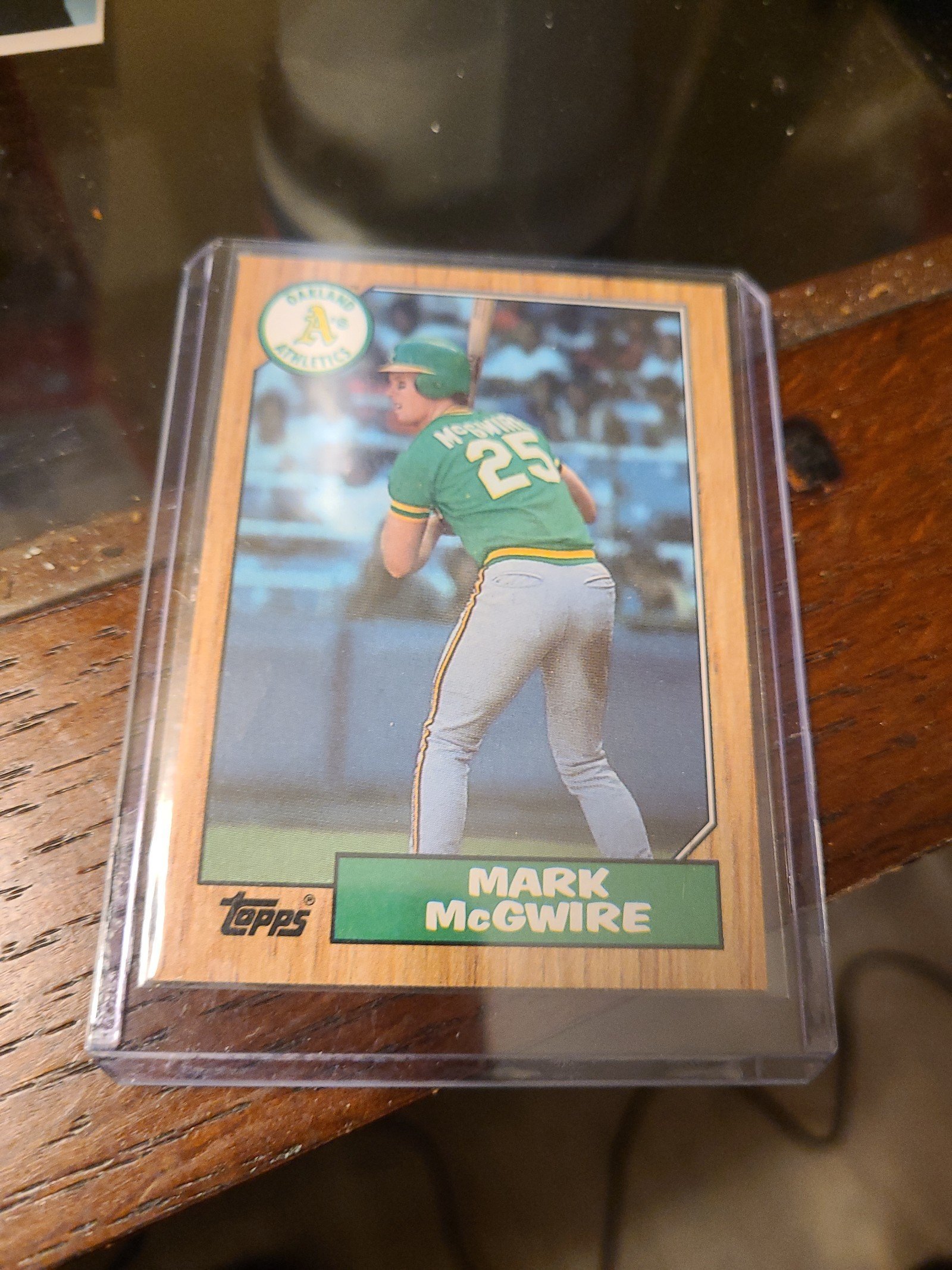 TOPPS 1987 MARK MCGWIRE ROOKIE CARD #366 (1987)
