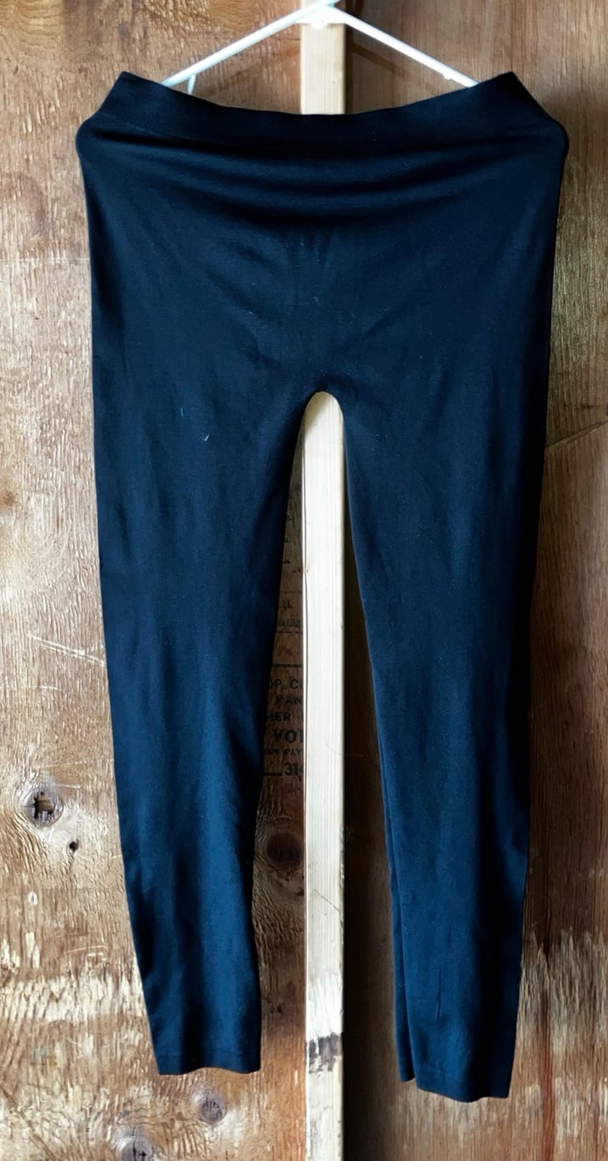 Women’s size large black seamless leggings/tights