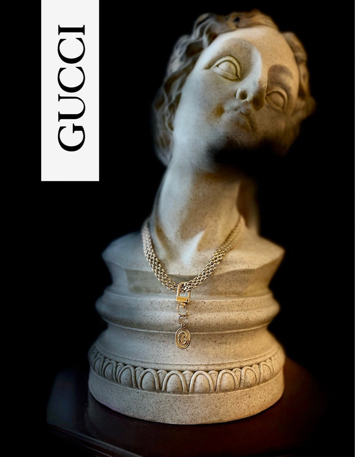 Gucci Vintage Gold Tone Interlocking GG Zipper Pull Necklace Authentic