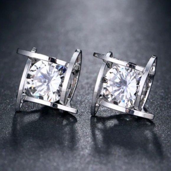 NEW Silver 3D Solitaire Diamond Studs