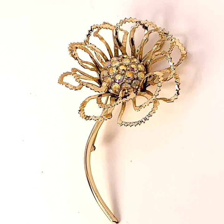 SARAH COVENTRY ALLUSION Vintage Gold Tone Aurora Borealis Brooch Pin