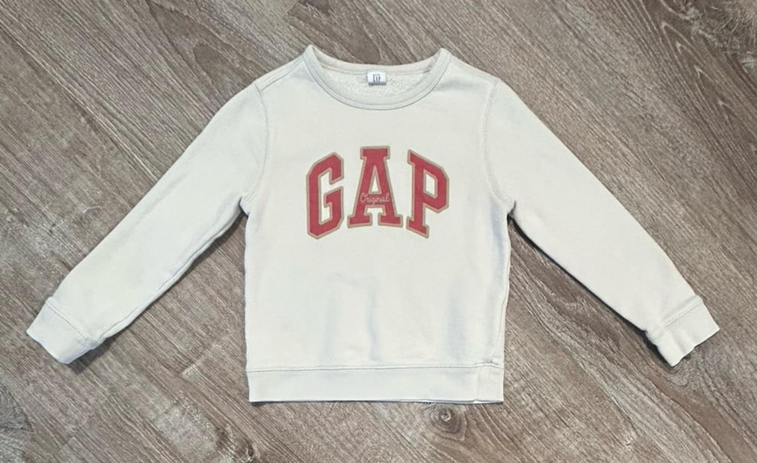 Gap size 5 boys Sweatshirt s