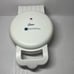 Vtg Oster Designer Belgian Waffle Maker 3677 White/Round TESTED