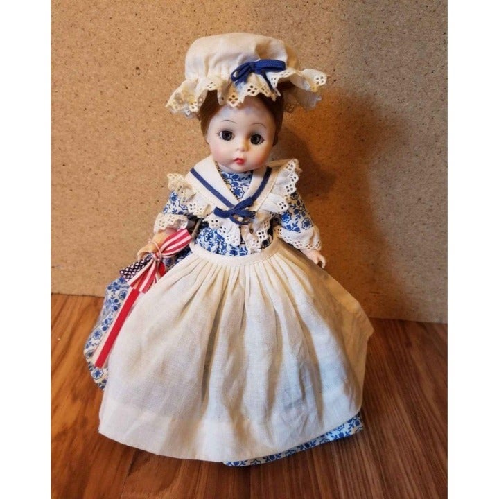 Vint Madame Alexander 8 BK BETSY ROSS