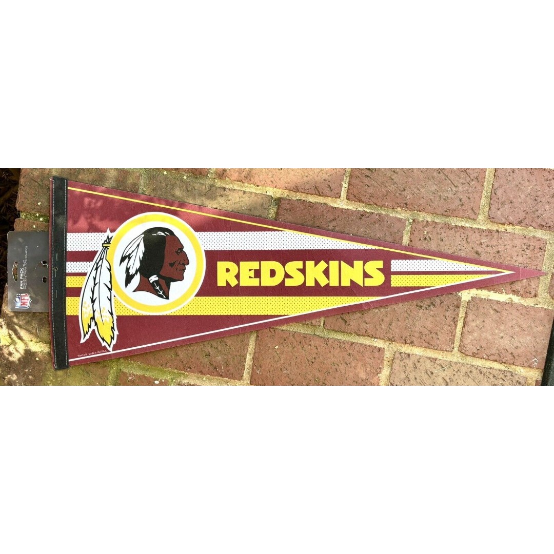 NWT Washington Redskins NFL Football WinCraft Classic Felt Pennant Banner 30x12