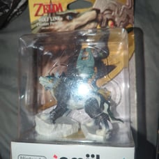 LoZ Wolf Link amiibo
