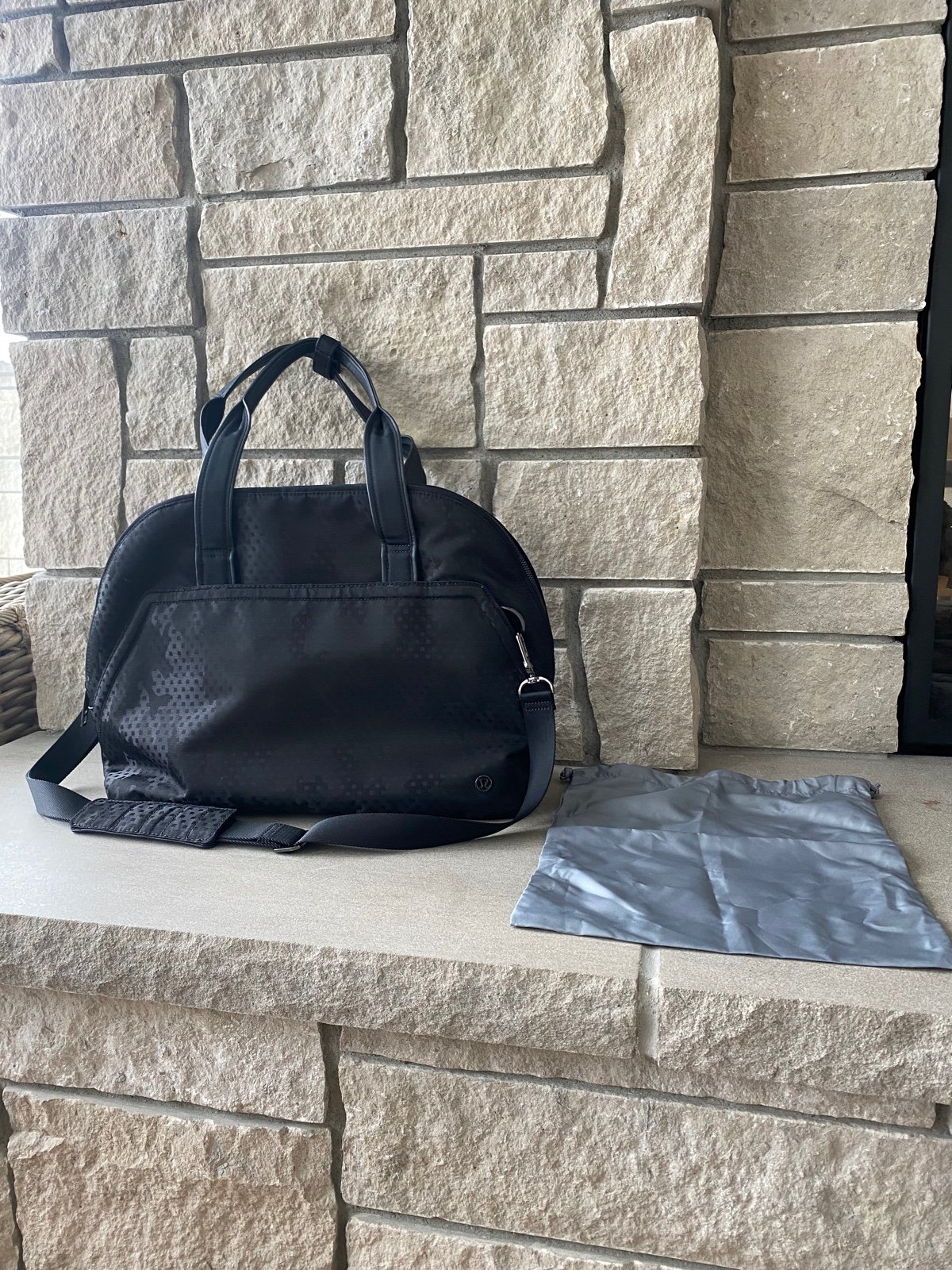 Lululemon bag