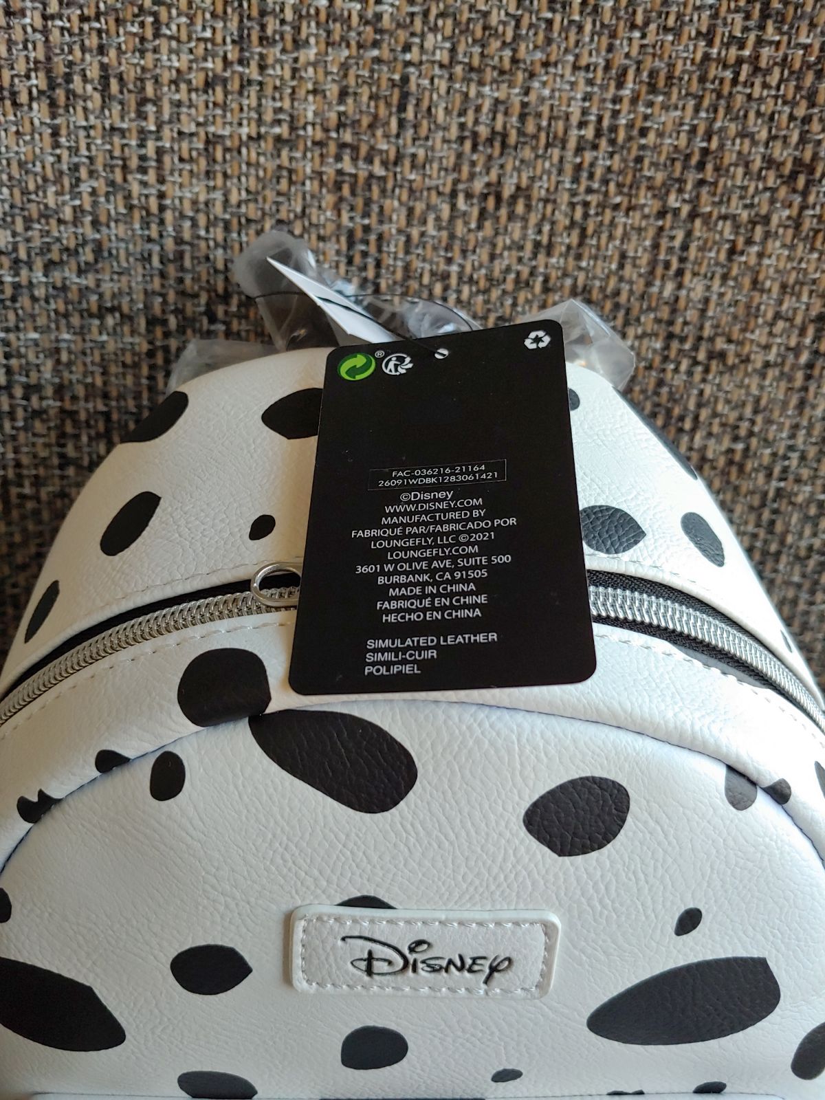 LOUNGEFLY DISNEY shops 101 DALMATIANS SPOT BACKPACK BAG
