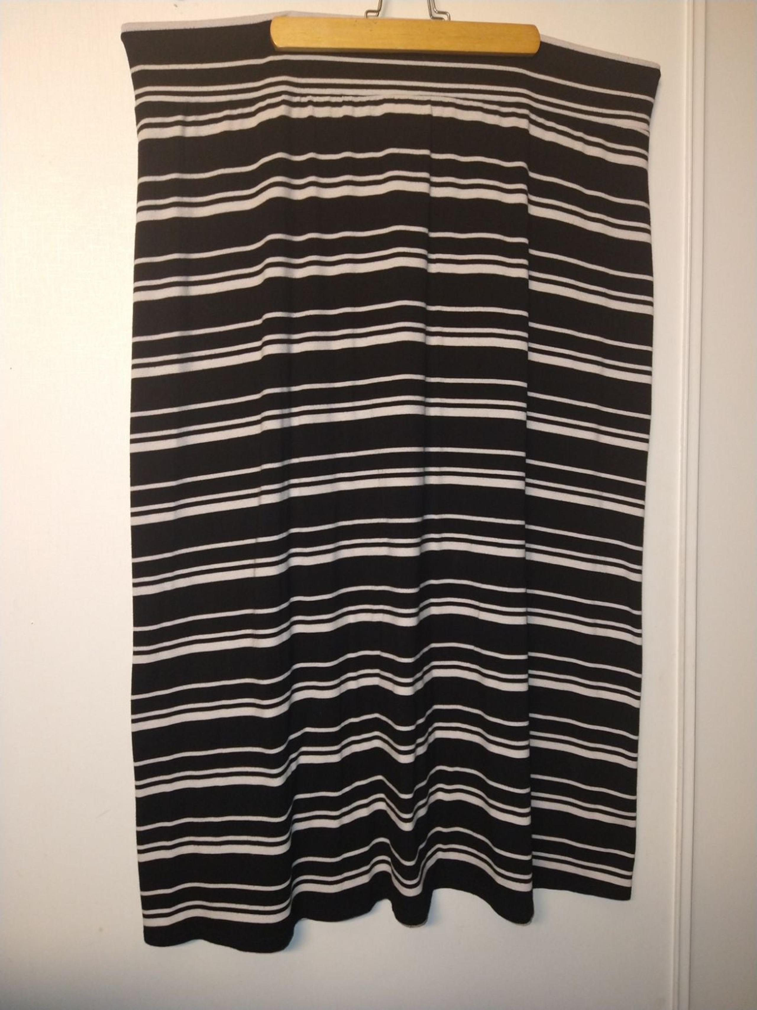 Ava & Viv Skirt