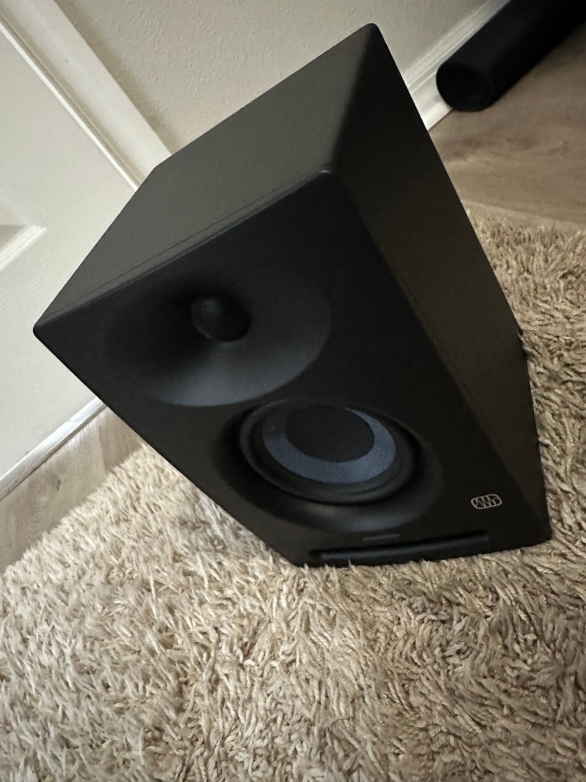 PreSonus Eris Studio 4 4.5-inch 2-Way Active Studio Monitor