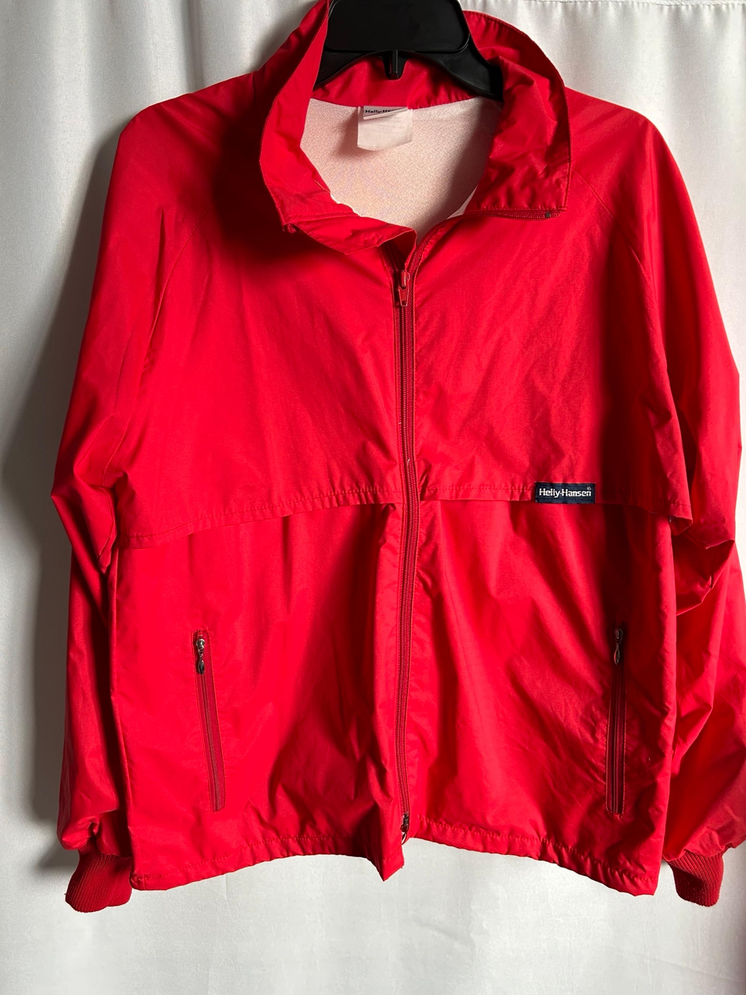 M Helly Hansen red women’s windbreaker jacket EUC