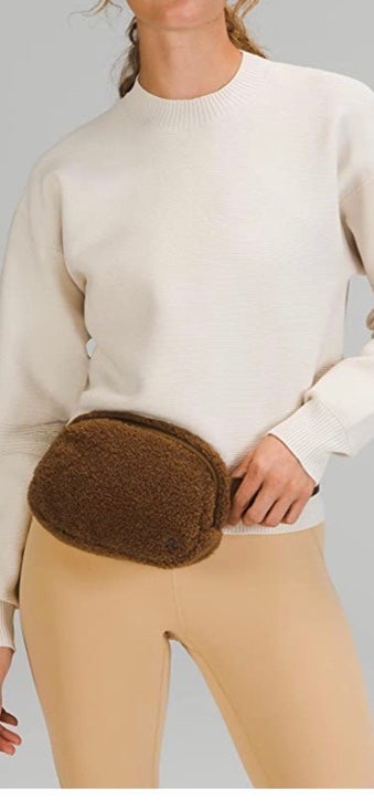 Lululemon Everywhere Fleece Belt Bag