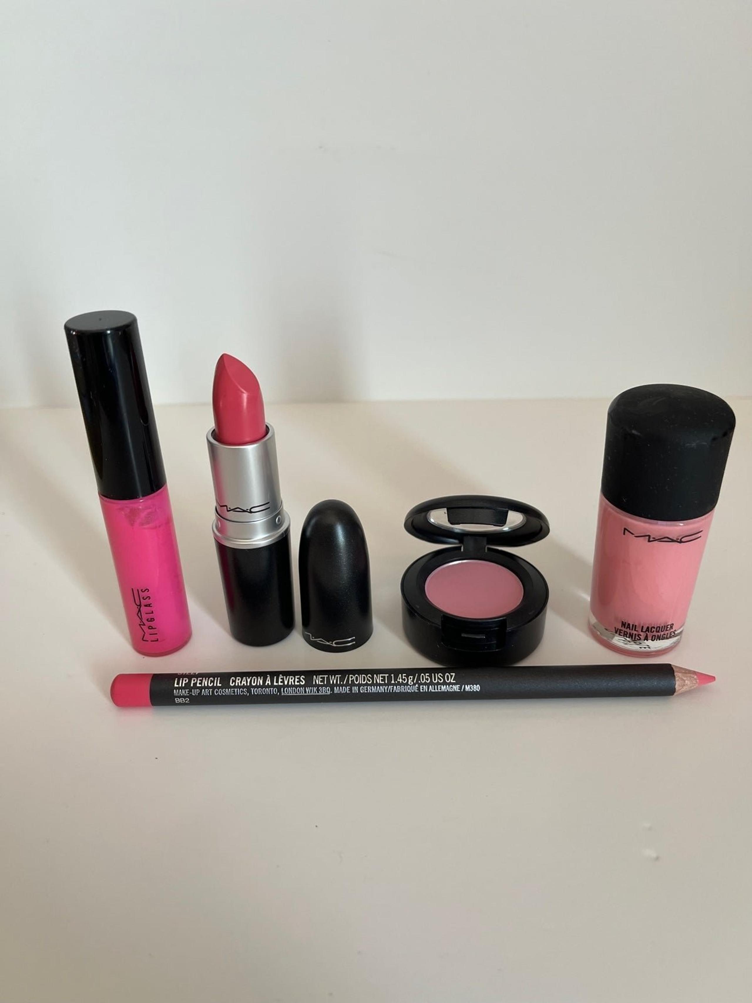 MAC Cosmetics Fashion Set 2 Pink/ NEW never used