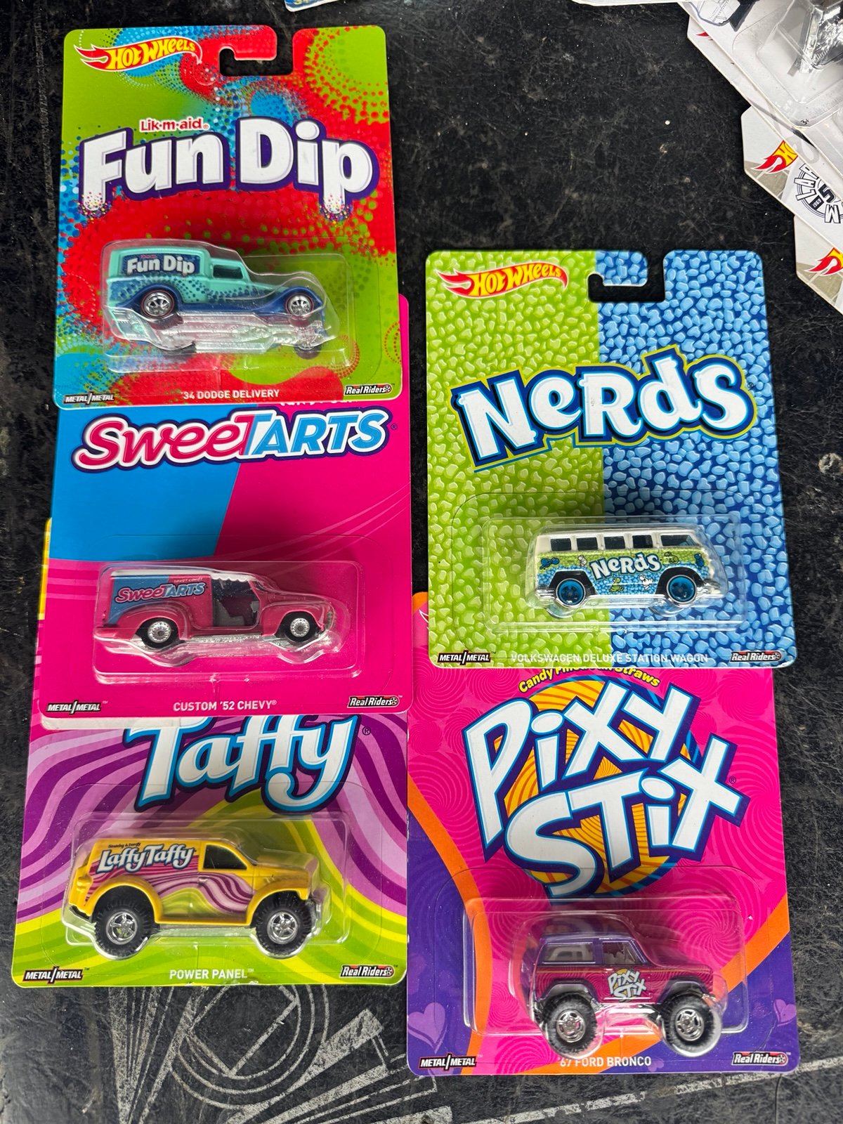 HOT WHEELS POP CULTURE NESTLE CANDY SERIES SET LAFFY TAFFY SWEE TARTS PIXY NERDS