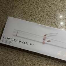 T3 SinglePass Curl Ceramic Long Barrel Curling Iron - 1.25”