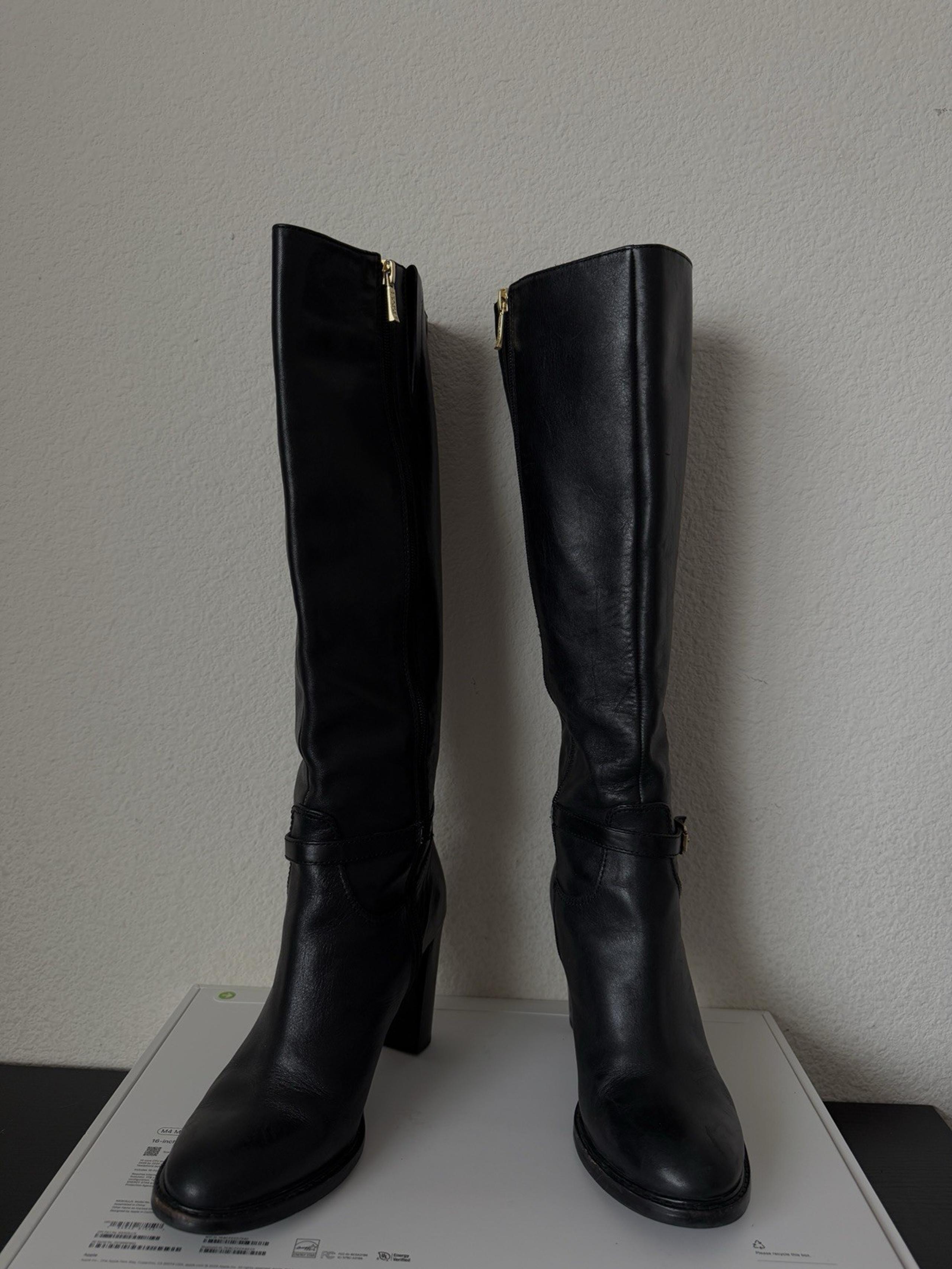 Ivanka Trump Vintage High Knee Boots Size 6 1/2 M