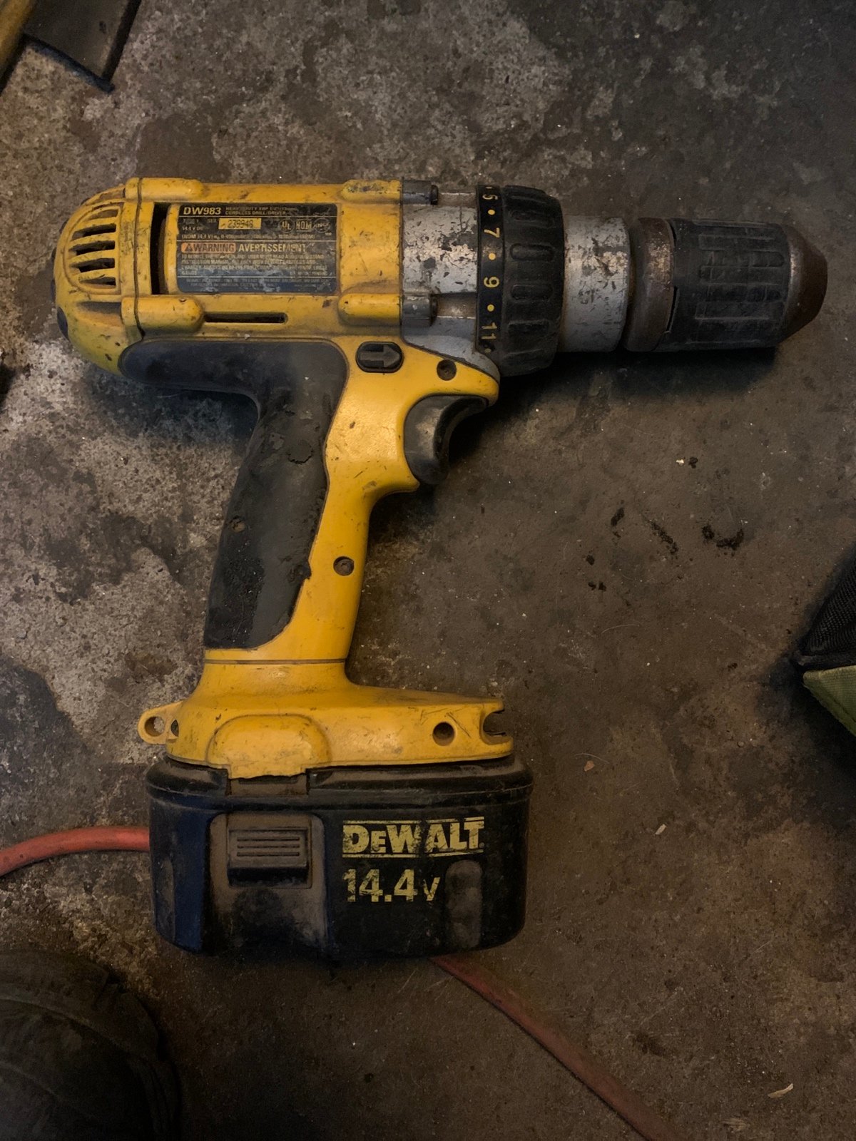 Dewalt