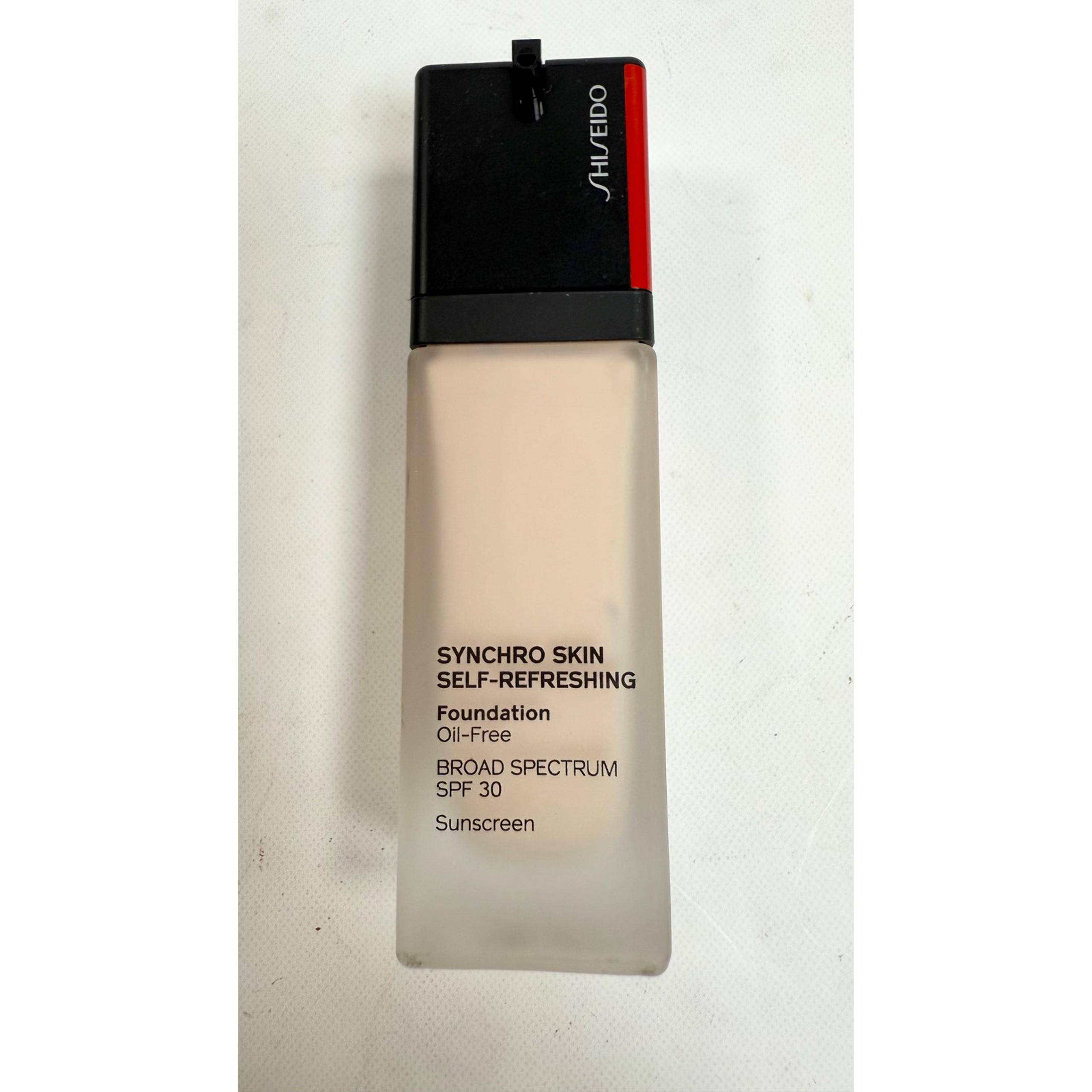 NWOB Shiseido SELF-REFRESHING Foundation SPF 30 Opal 130