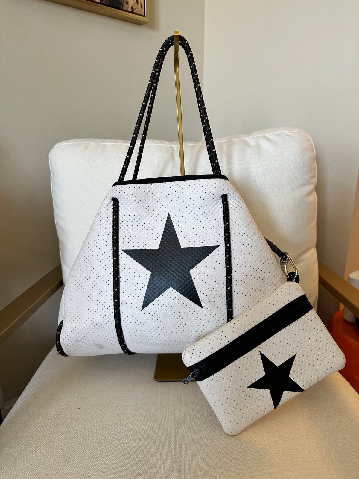 HAUTE SHORE NEOPRENE GREYSON TOTE WITH ZIPPER CLUTCH