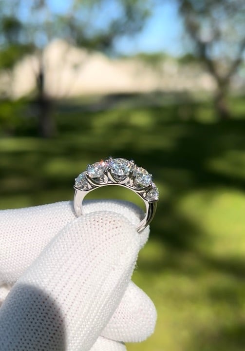 3.6CT MOISSANITE DIAMOND WEDDING / ENGAGEMENT RING