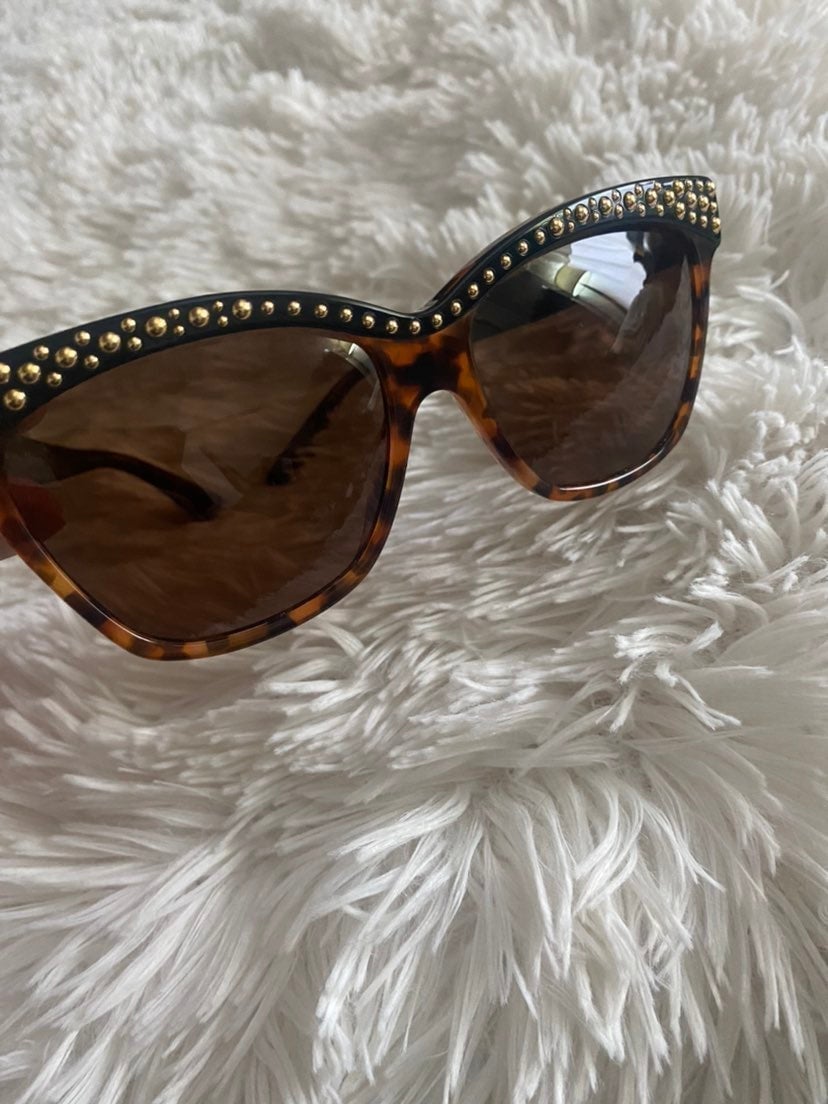 Alexander McQueen sunglasses for women