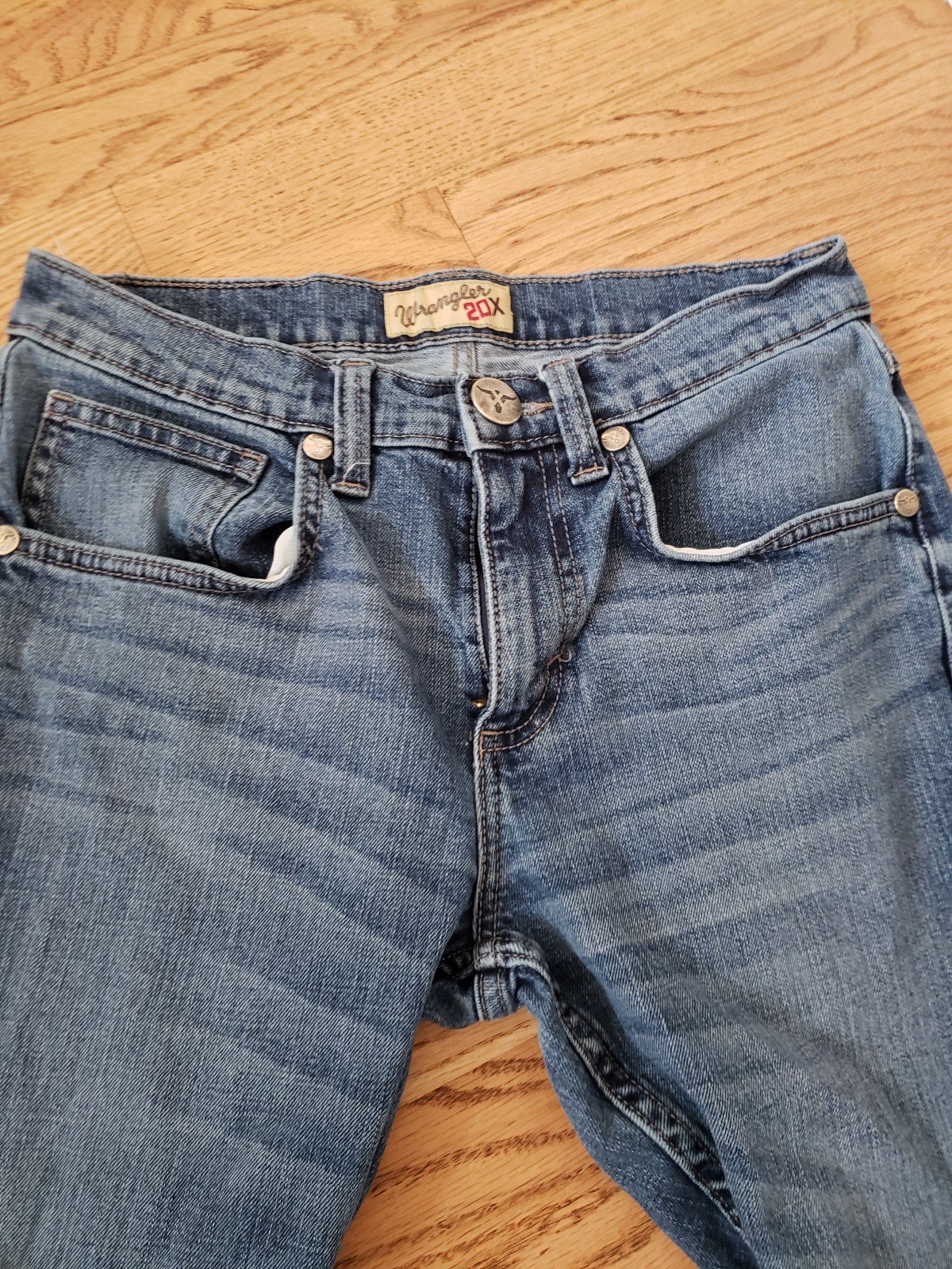 Wrangler 20X Jeans 28x32