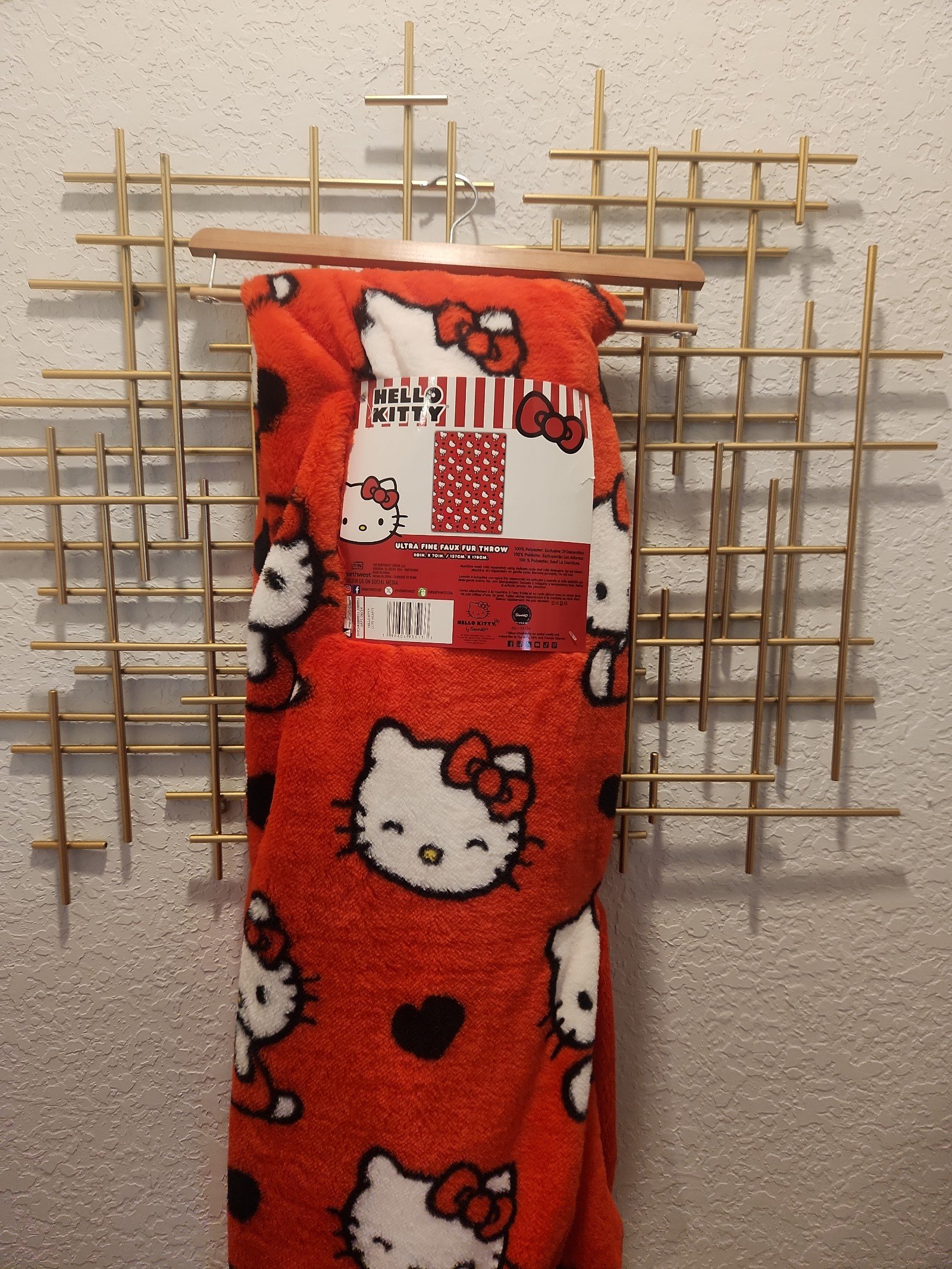 Hello Kitty Faux Fur Throw