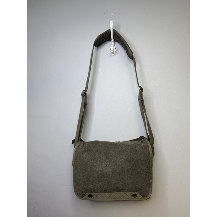 Think Tank Green Photo Retrospective 7M Shoulder Bag For Cameras