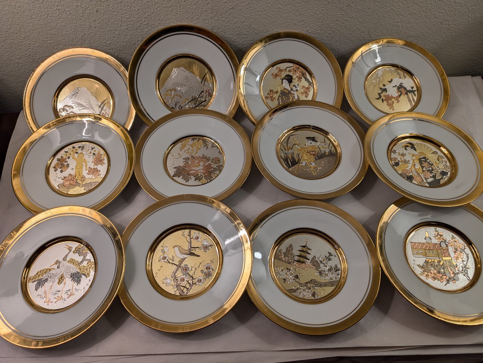 Lot of 12 Hamilton Collection Japan Floral Calendar 24KT Chokin Plates