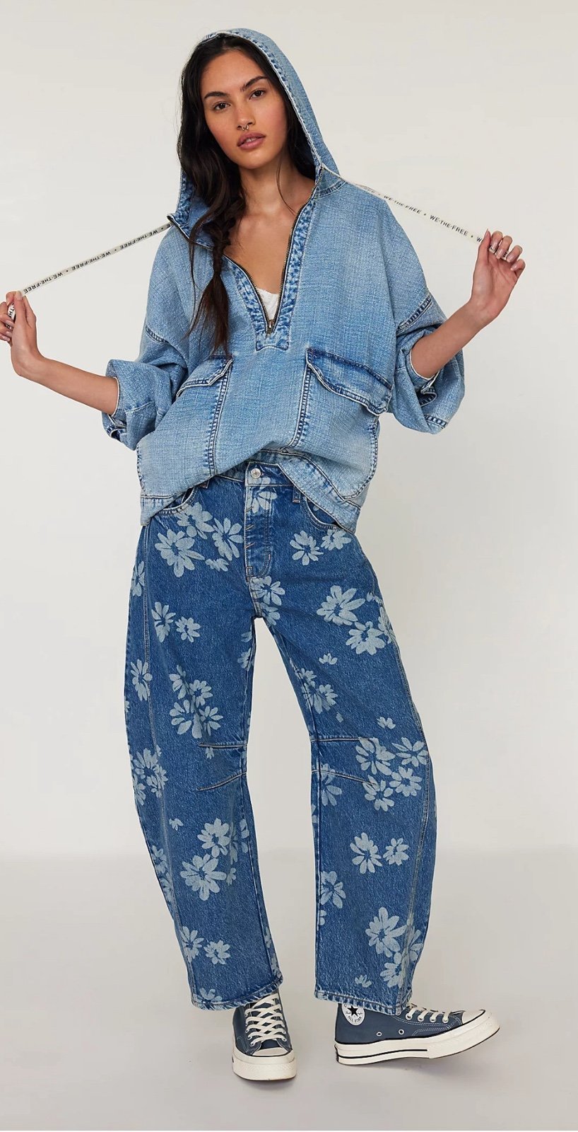 We The Free Good Luck Printed Barrel Jeans laser daisy
