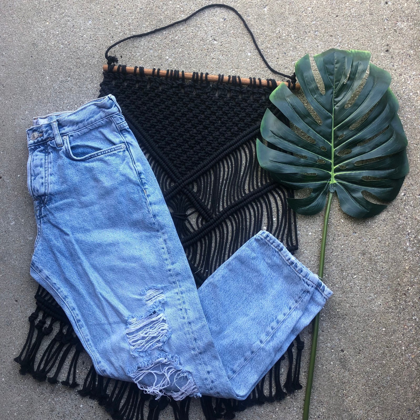 We The Free Distressed Jeans Size 26
