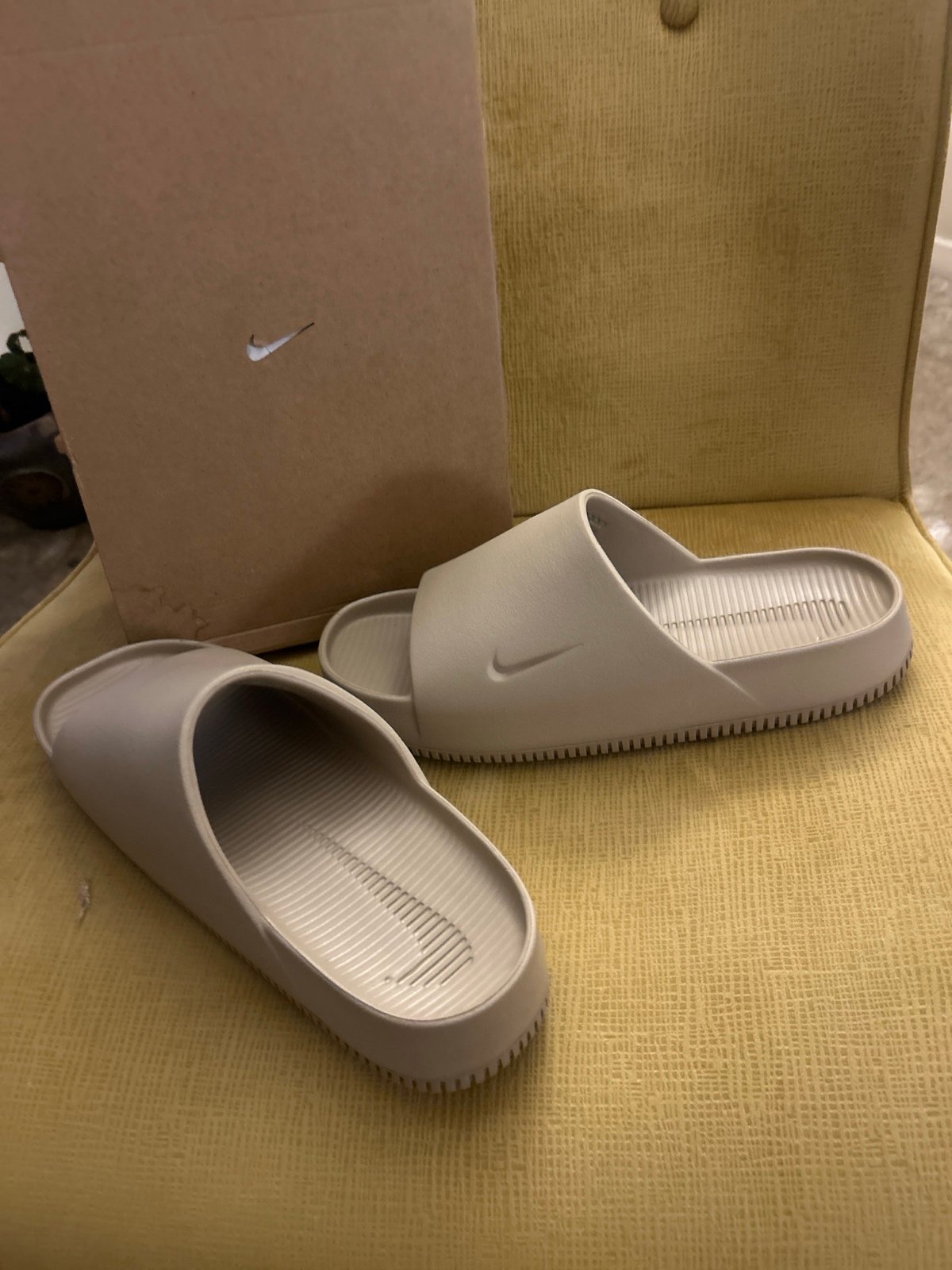 Nike Calm slide
