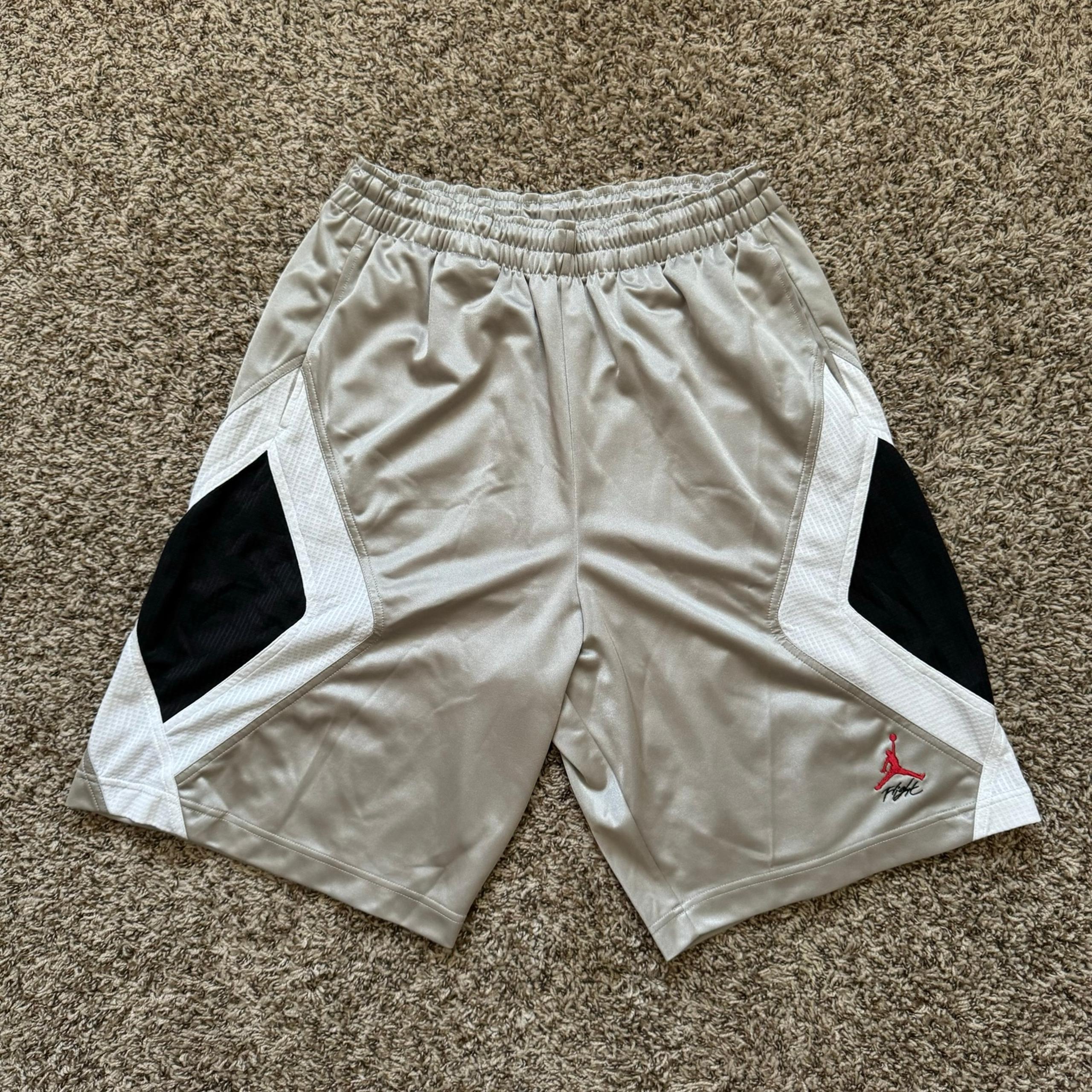 Nike Air Jordan Flight Gray White Basketball Shorts Mens Size Large
