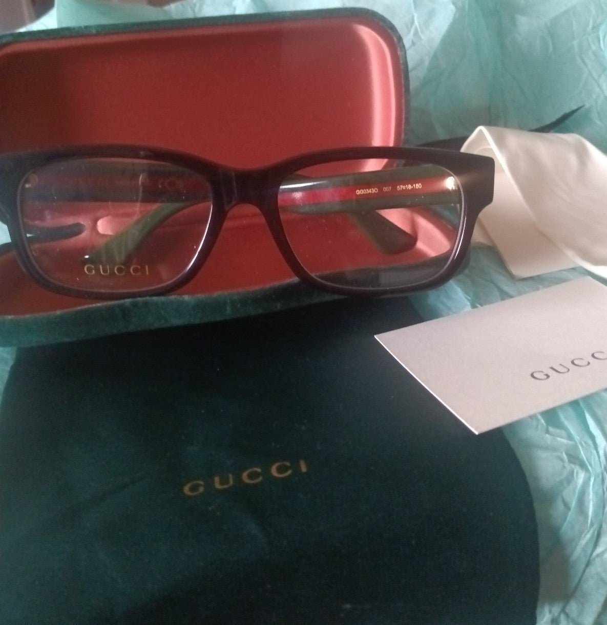 Gucci glasses for men or unisex