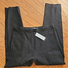 NWT CARINE BLACK CAPRI STRETCH PANTS sz 10