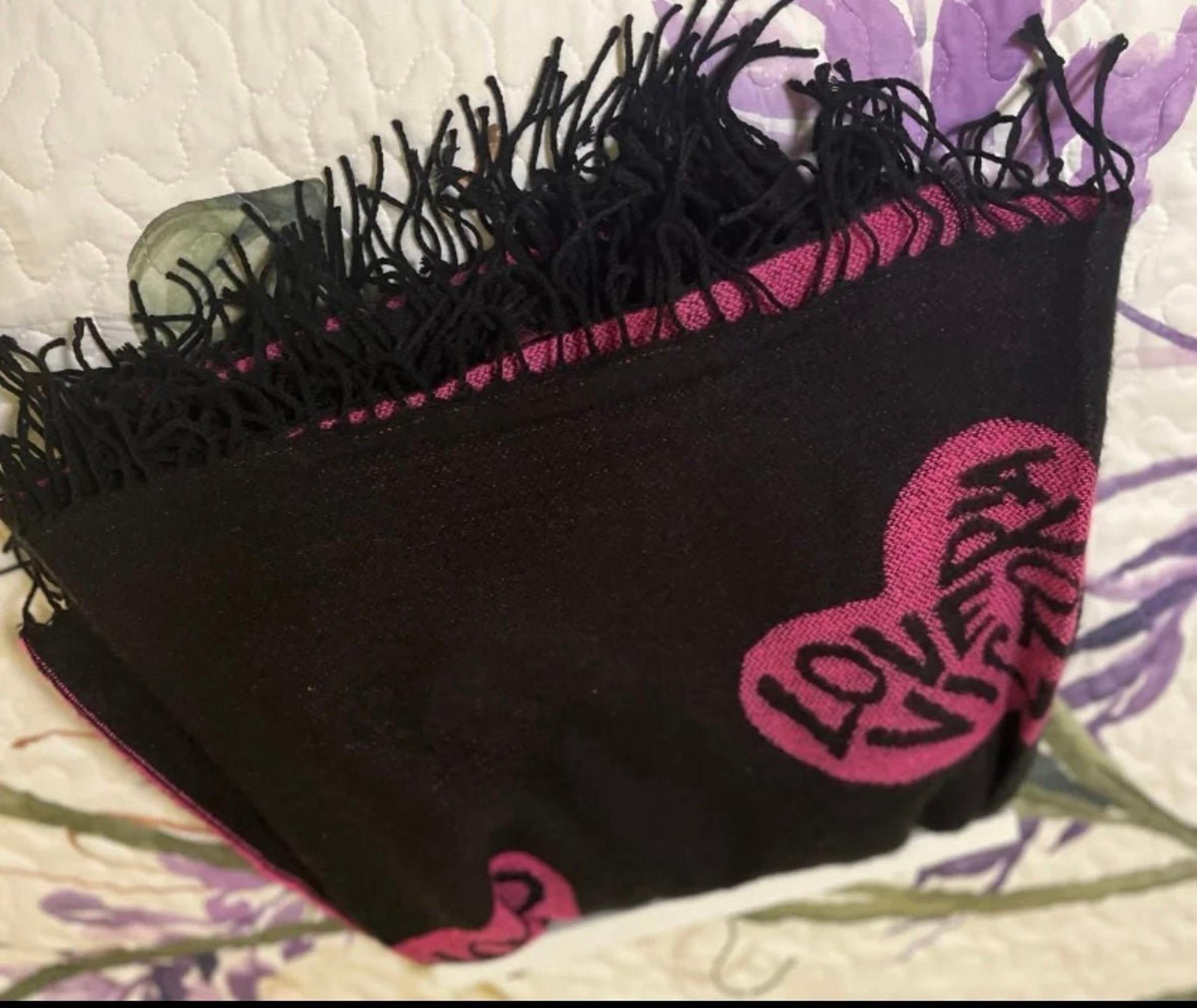 victoria secret throw blanket