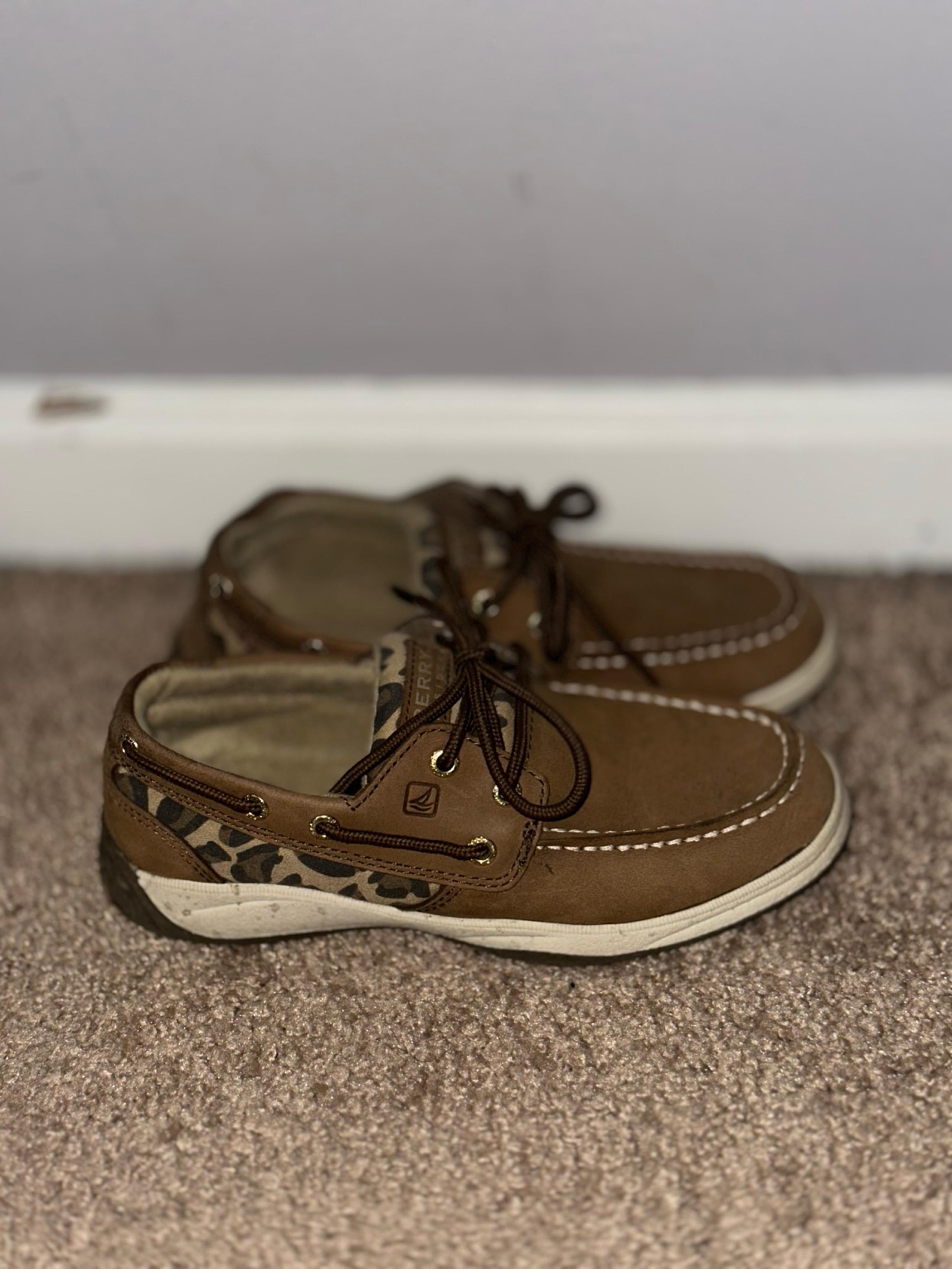 Sperry Topsider Girl’s G Intrepid Leopard Print Boat Shoes size 2.5