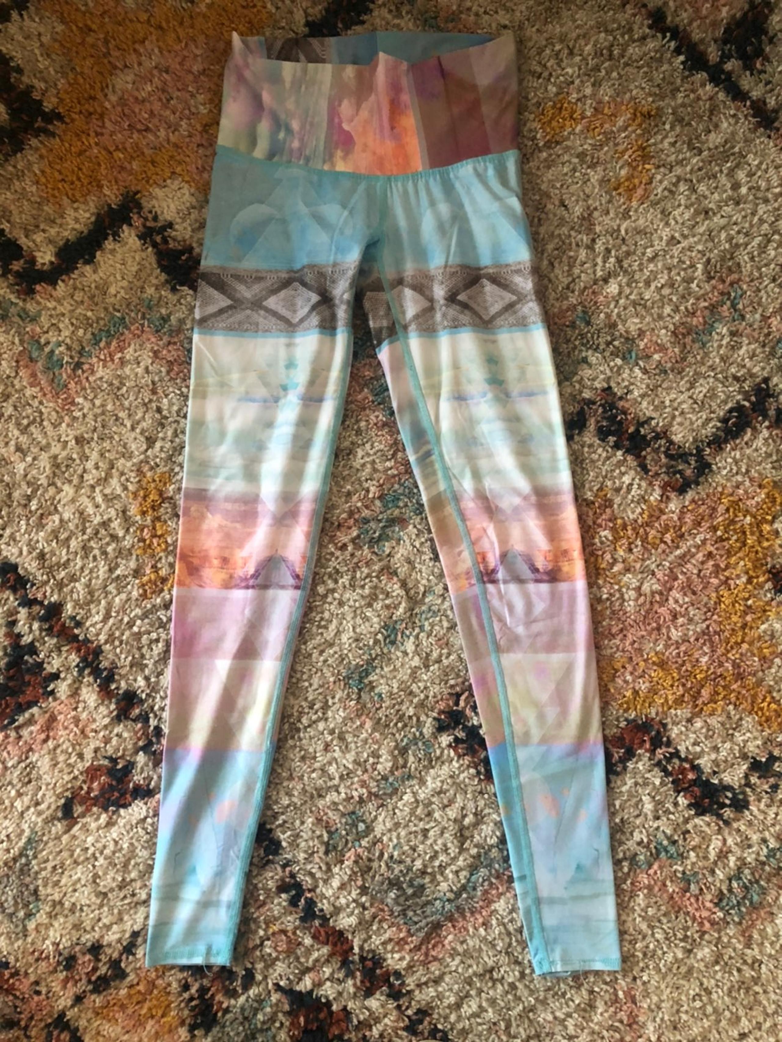 Teeki yoga pants