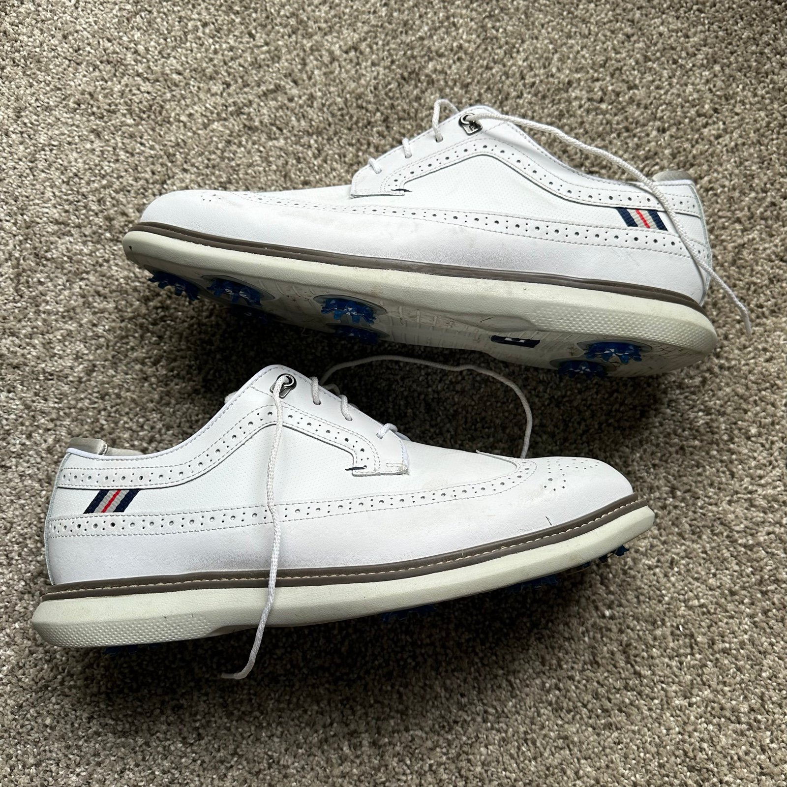 FootJoy Traditions White Wing Tip Golf Shoes 11W Leather Pro Tour PGA Worn Once