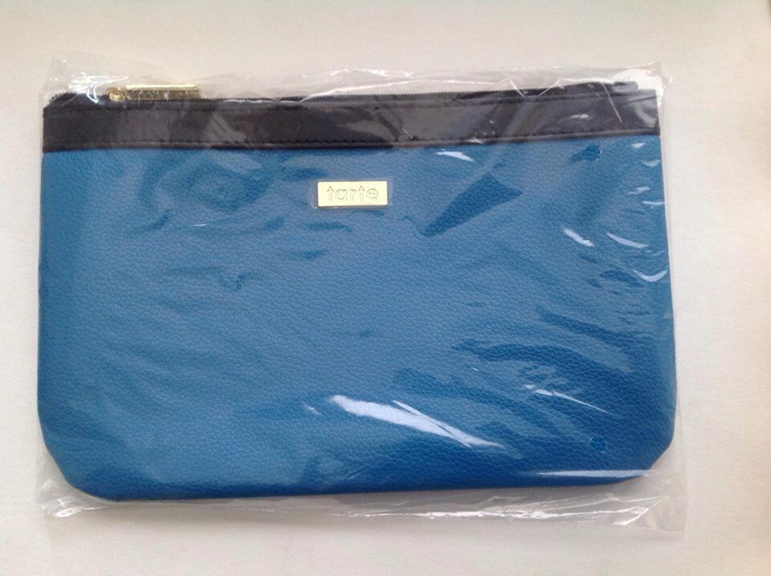 tarte Blue Make up - Cosmetics Bag - Brand New!