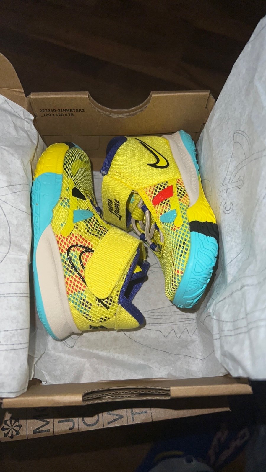 New Nike Kyrie 7 1 World People